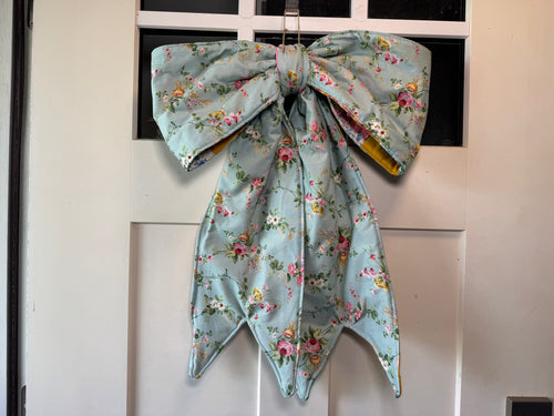 quilt bow door hanger no. 1